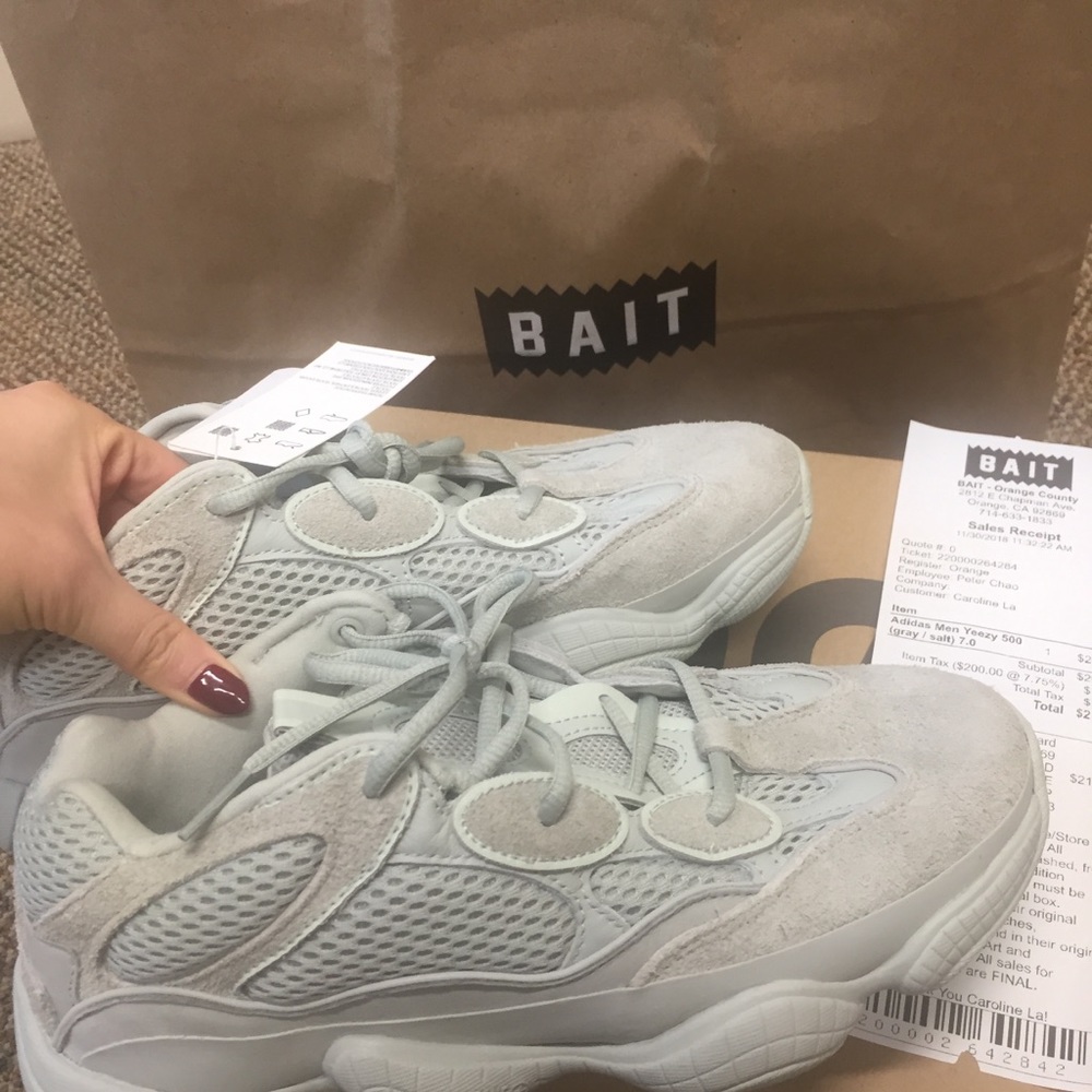 *AUTH* Yeezy 500 Salt 7M/8.5W!!